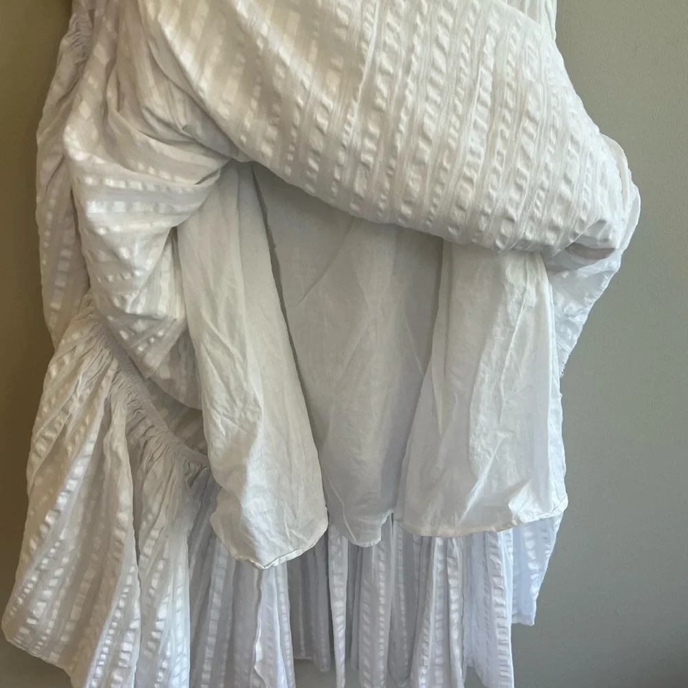Tory Burch Off Shoulder White Cotton Seersucker Striped Ruffle Dress, size 2 - Picture 8 of 13